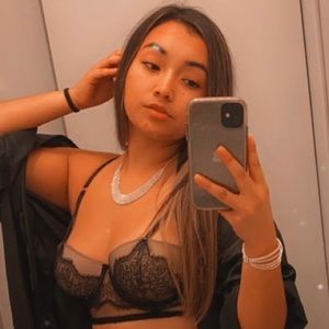 Meet your Posher, Leah